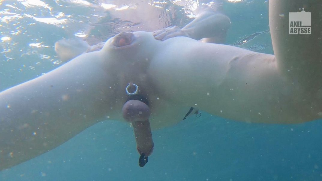 Fisting Underwater Freedive Gay Porn Video On Axel Abysse GayMobilefr